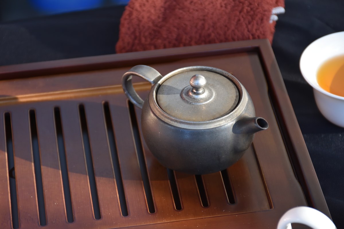 tea ware in a ray of sun light